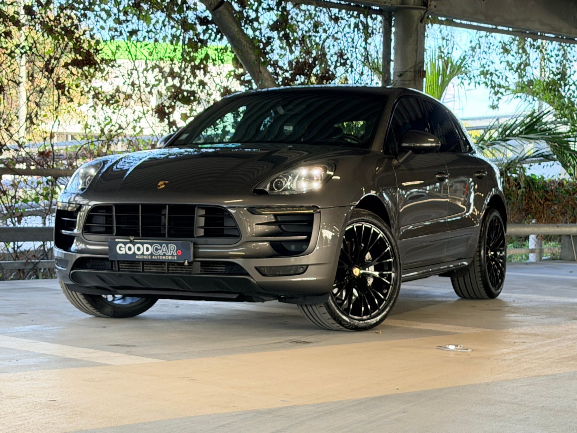 Porsche MACAN S livré à La Réunion par GoodCar